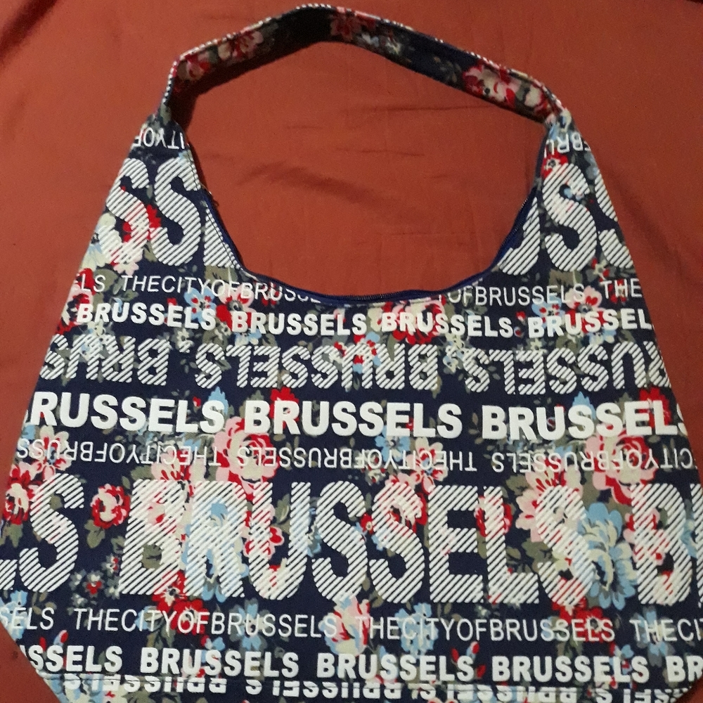 Robin Ruth Brussels Tote - Picture 2 of 8